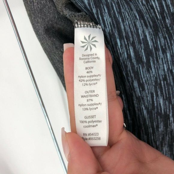 Athleta Splits Revelation Capri Stretch Athletic - Picture 5 of 8